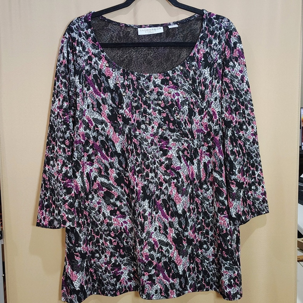 Sag Harbor Purple Abstract Animal Print Top Women Studded 3/4 Sleeve Casual Chic